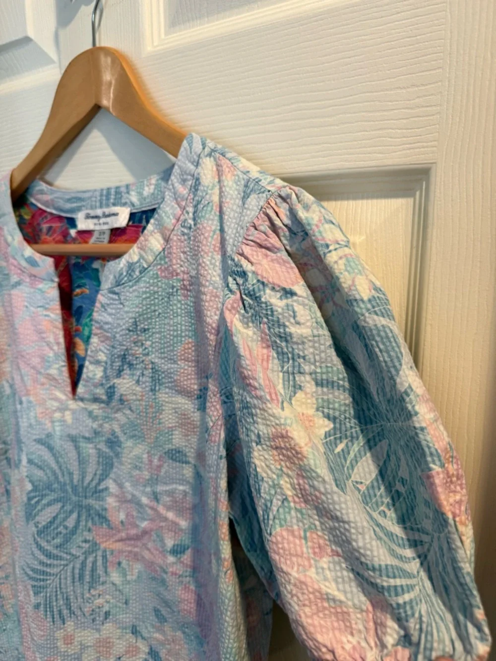 Tommy Bahama Floral Mix Short-Sleeve Top in Light Blue & Pastel Pink - Picture 4 of 7